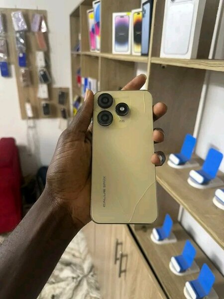 Téléphone portable Infinix Hot 30i