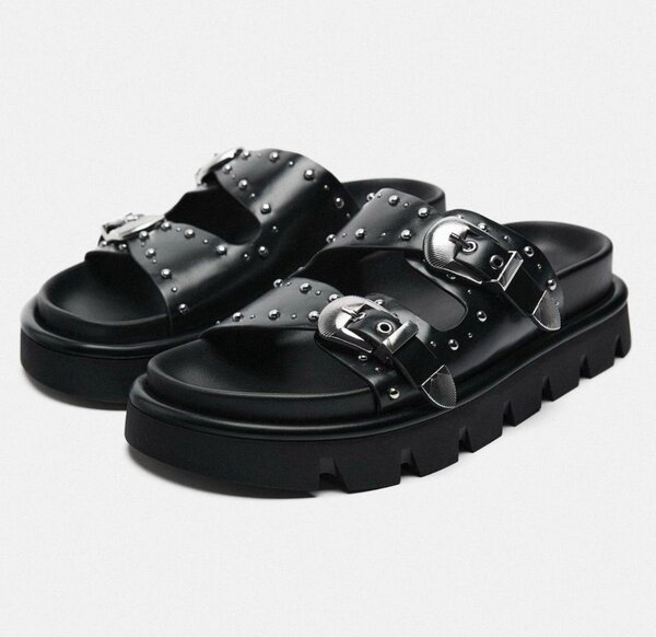 Sandales en cuir avec boucles