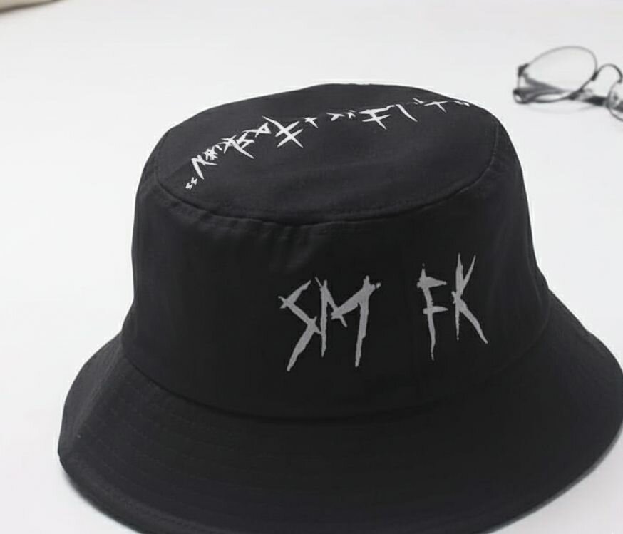 Chapeau Bob Noir Graphique