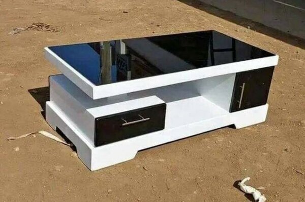 Table basse moderne blanche