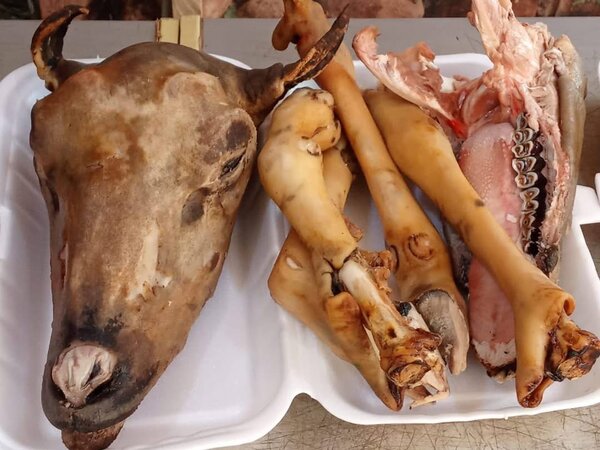 Tête de mouton et pâtes