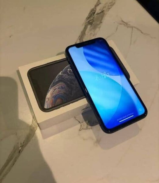 Apple iPhone 11 Rouge