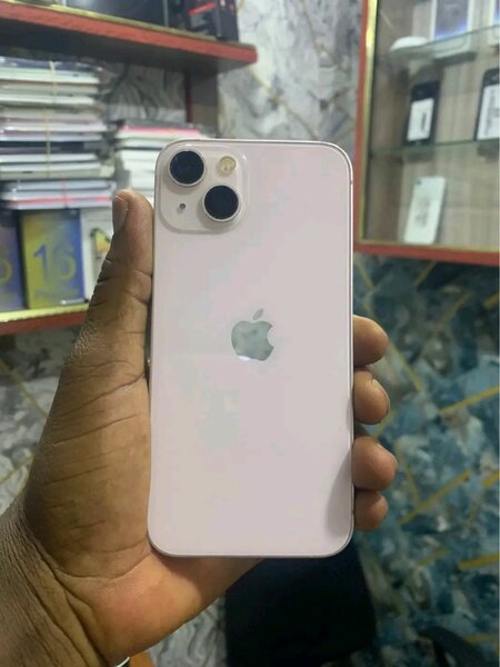 iPhone 13 Rose