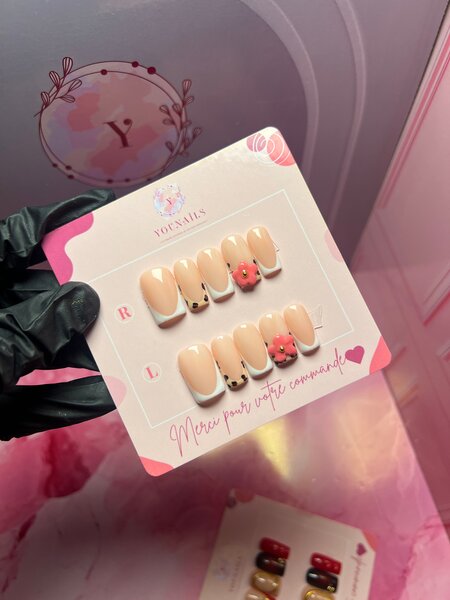 Ongles Press-Ons Nude Floral