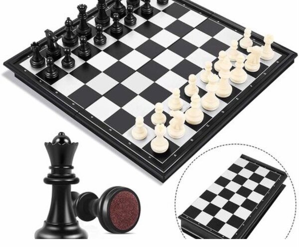 Chessboard and mosaic puzzle