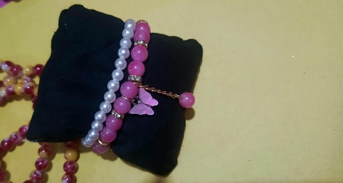 Pearls Bracelet