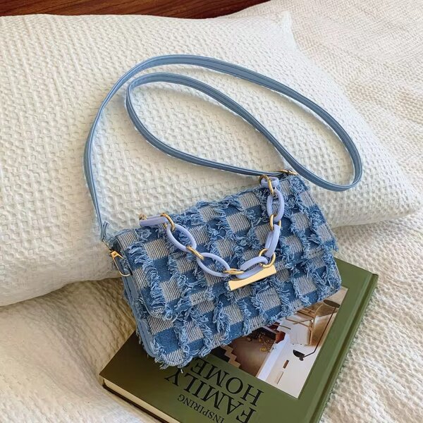 Sac à main tissé chic