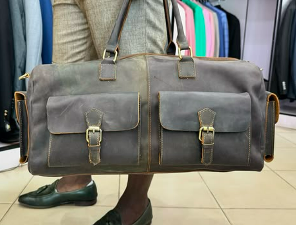 GENUINE LEATHER TRAVEL BAG