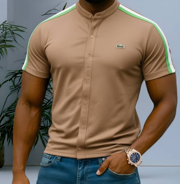 Polo à boutons élégant