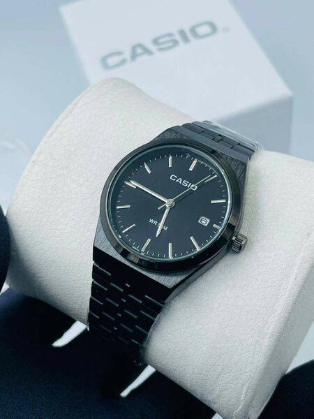Montre Casio classique homme