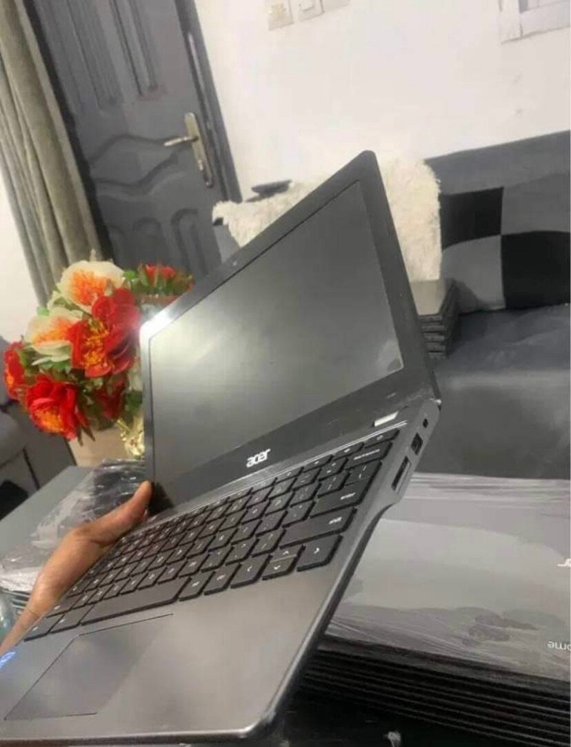 Chrombook casi neuf , Hp , Samsung , Lenvoi , Acer et autres