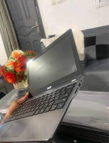 Chrombook casi neuf , Hp , Samsung , Lenvoi , Acer et autres