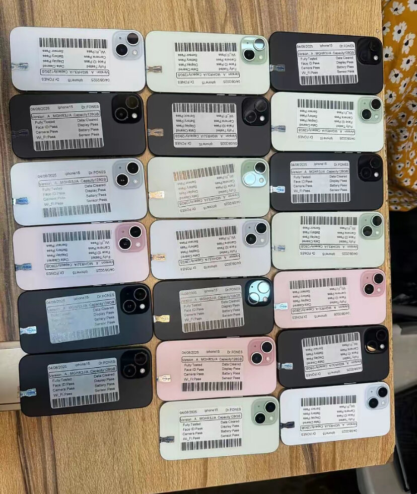 iPhone 15 128G état éclatante