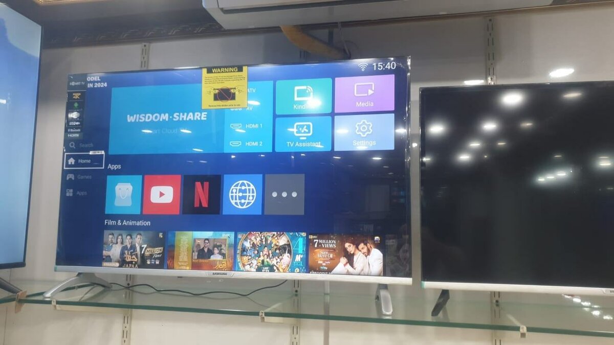 Smart LED TV 43 INCH UHD WIFI