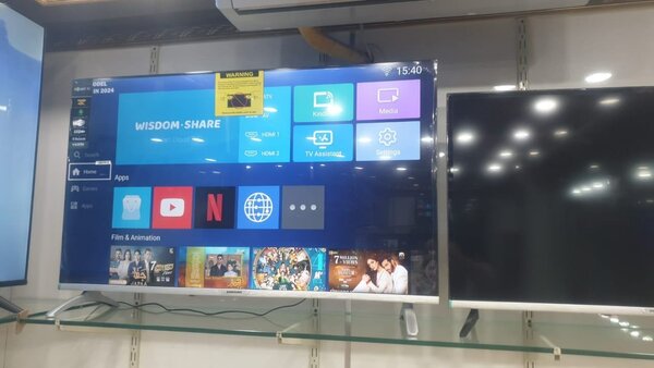 Smart LED TV 43 INCH UHD WIFI