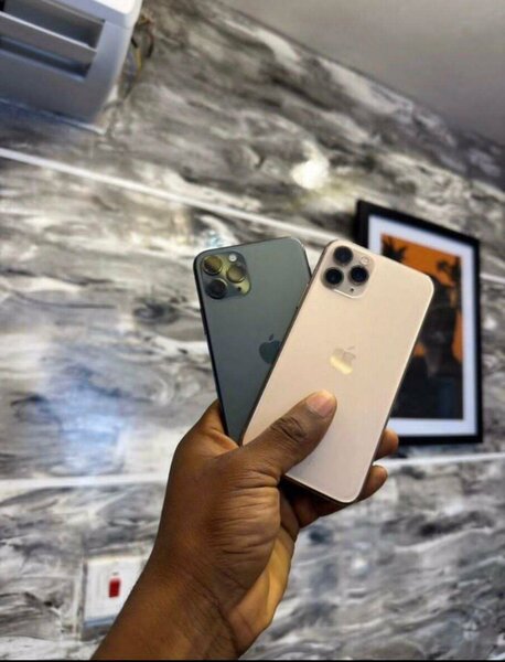 Iphone 11 pro 64 gig