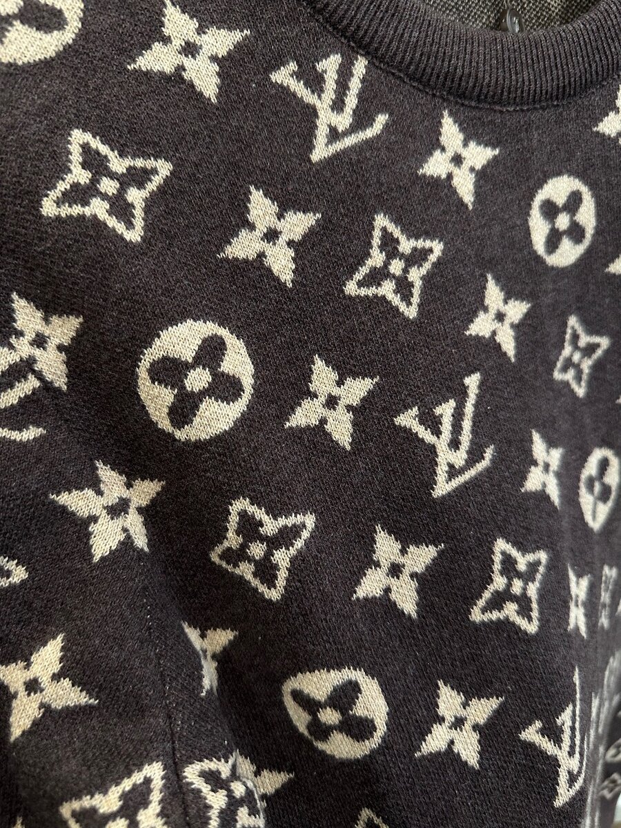Свитер «LOUIS VUITTON»