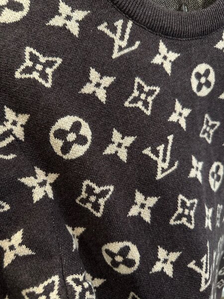 Свитер «LOUIS VUITTON»