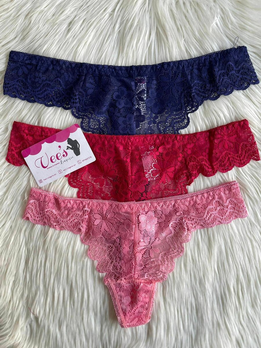 Strings et culottes pour femmes