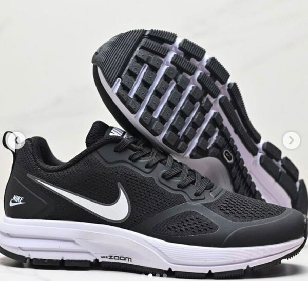 Nike - Chaussures de running Zoom noires