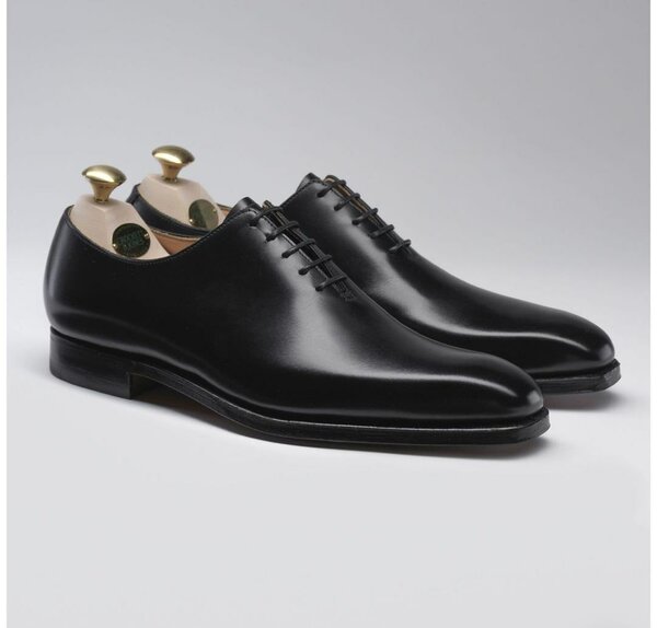 Chaussures en cuir élégantes homme