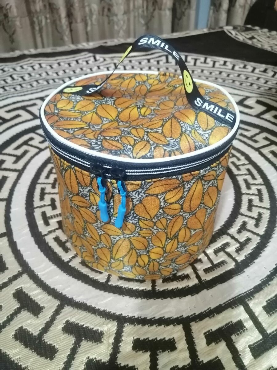 Beauty / jewellery box