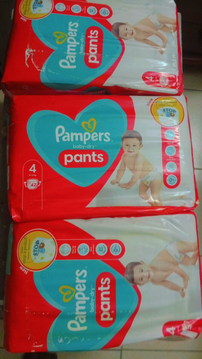 42 Pampers Pants  T4(9-15kg)