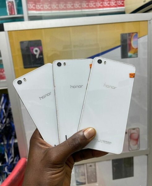 Honor Smartphones Blancs