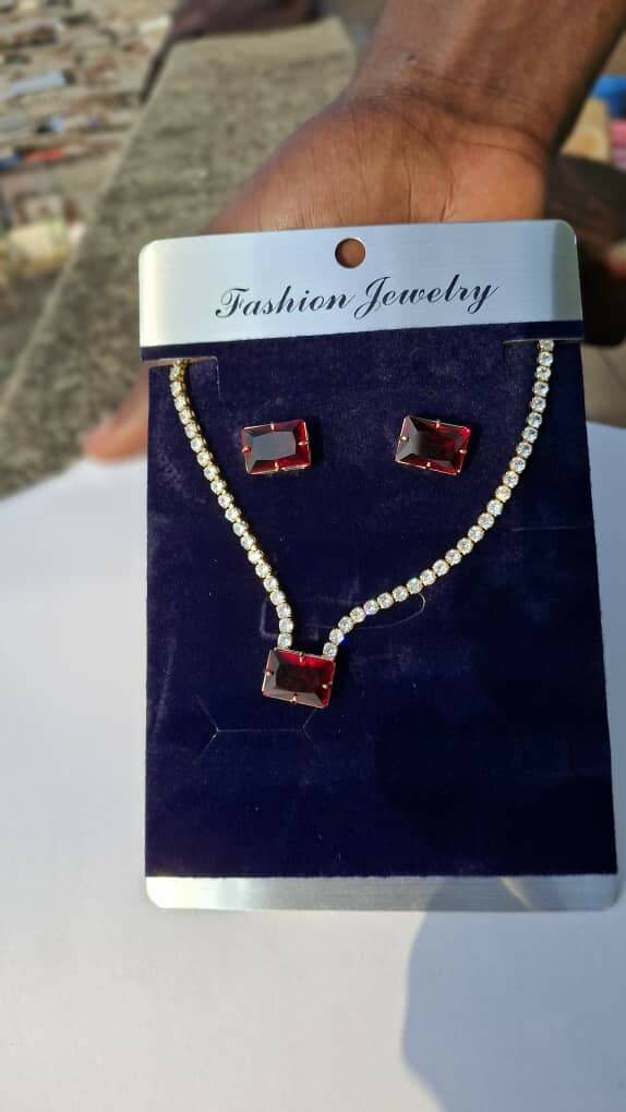 Parure Collier et Boucles