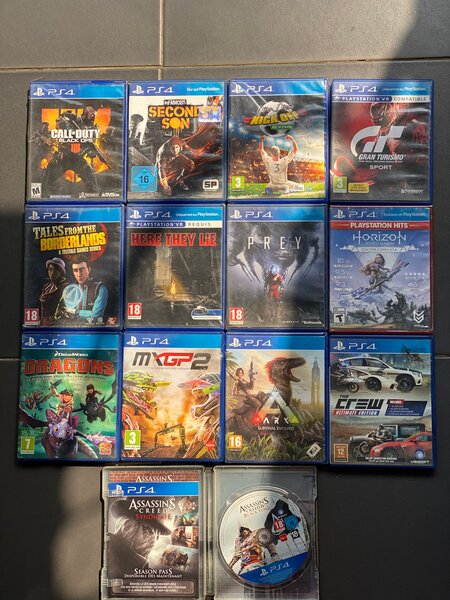 Lot de jeux vidéo PS4 d'occasion