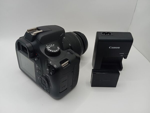 Appareil photo Canon EOS 4000D