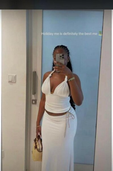 Robe d'été élégante blanche