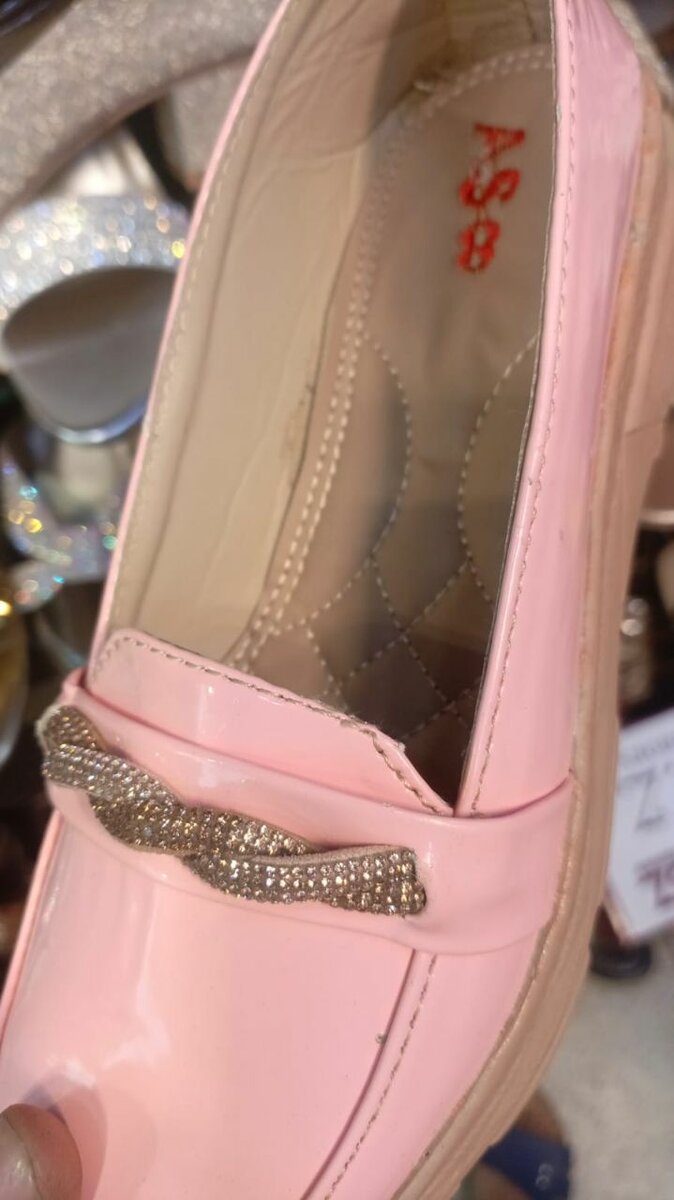 Style shoes