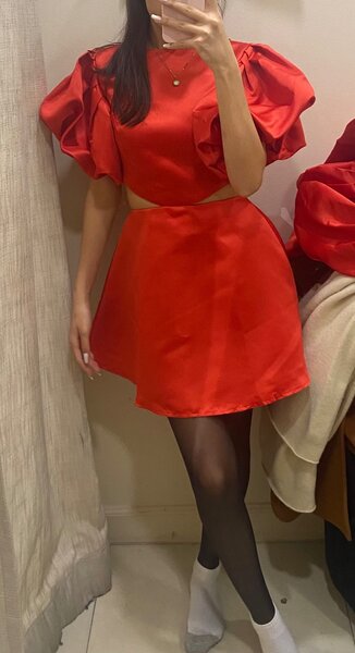 Красное платье из bonnitto