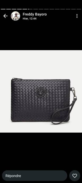 Pochette en cuir pour homme