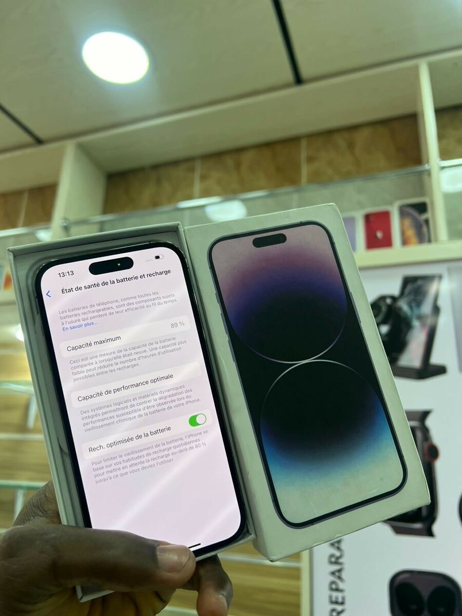 iPhone 14 pro 128g très propre