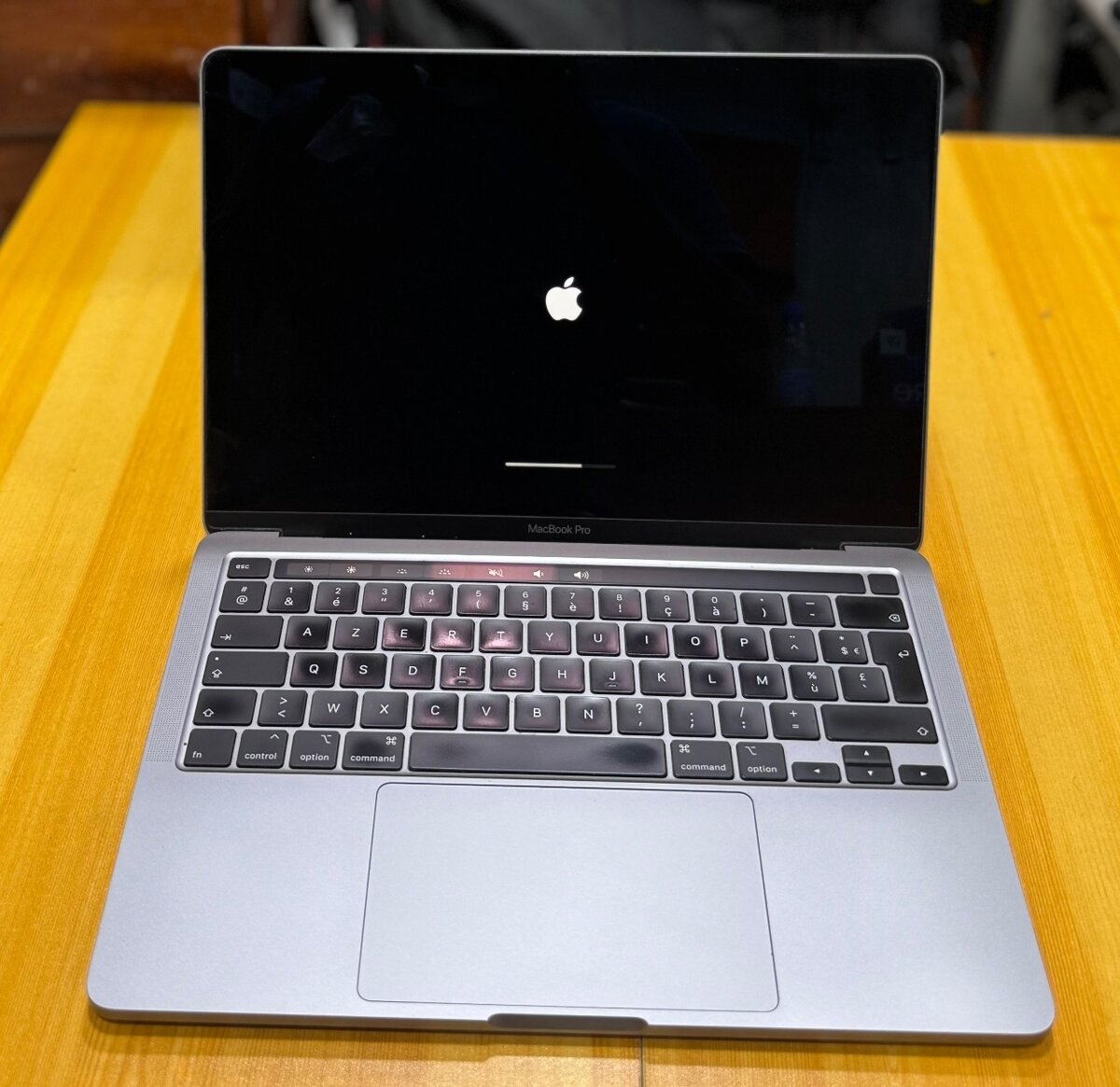 macbook pro retina core i5 2020