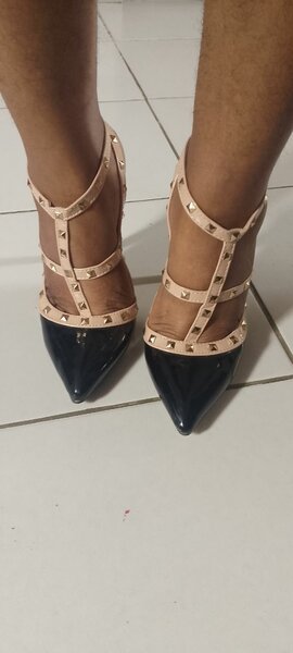 Escarpins à talons hauts