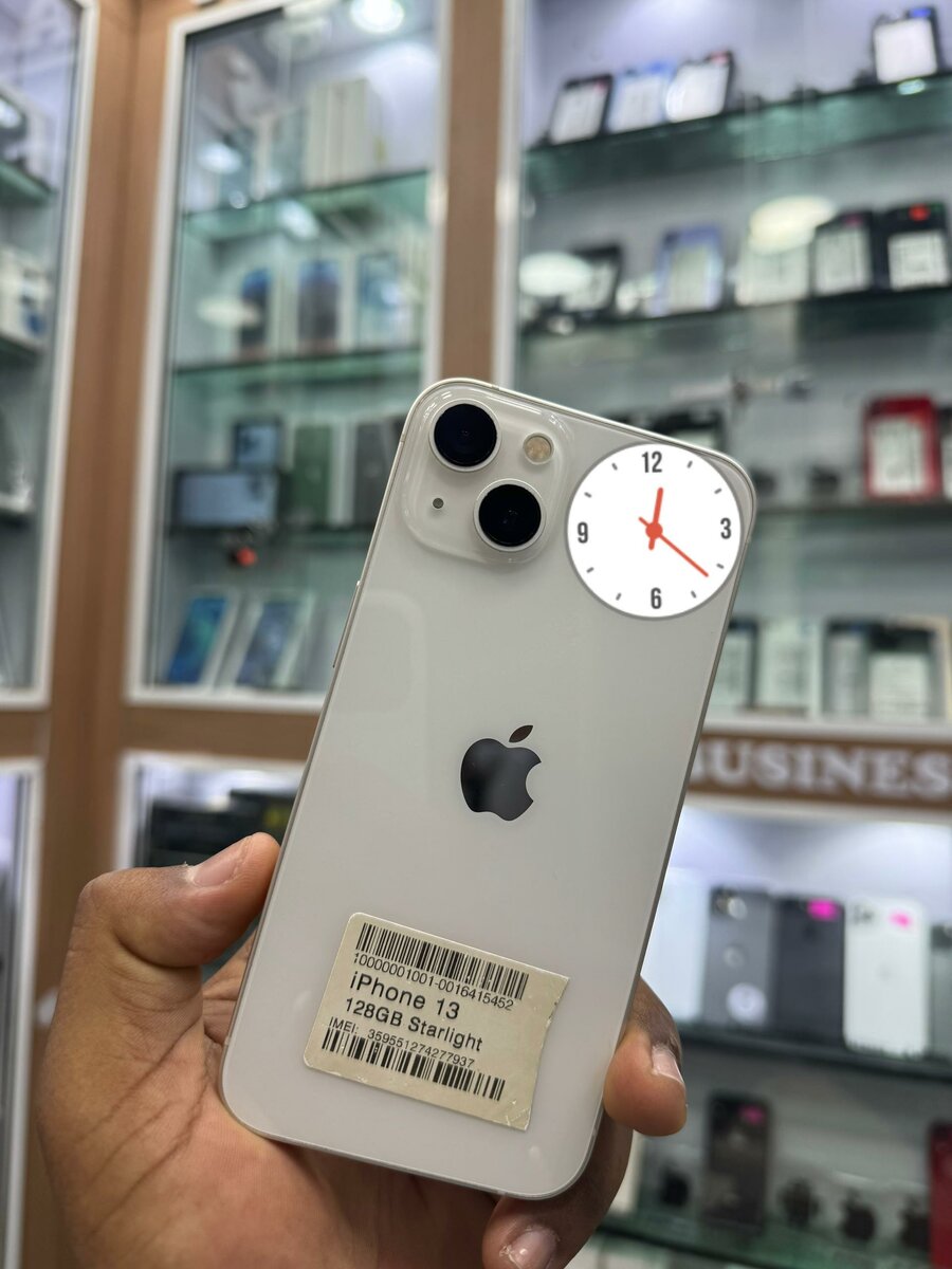 iPhone 13 128GB Blanc Éclatant