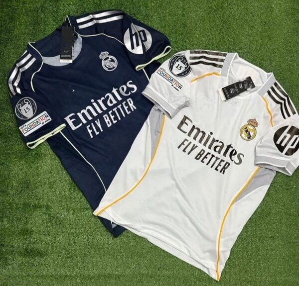 Maillots de Football Real Madrid