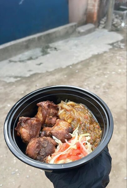 Alloco , attieke, dindon