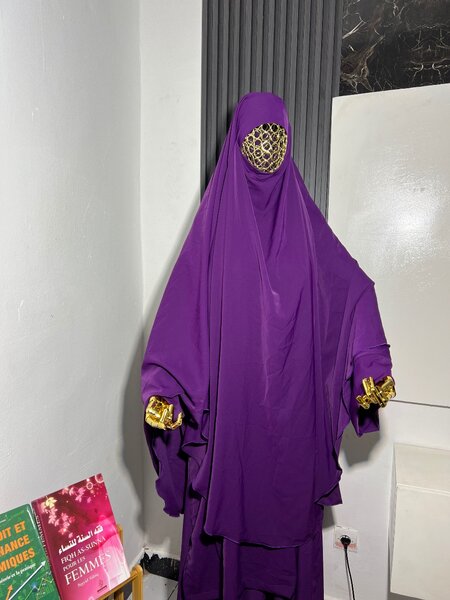 Abaya chic en soie