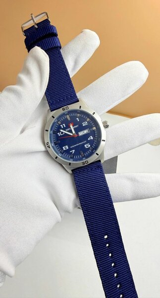 Montre homme élégante bleu