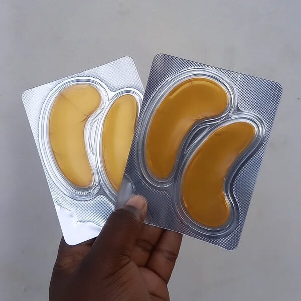 Gold eye gel patch
