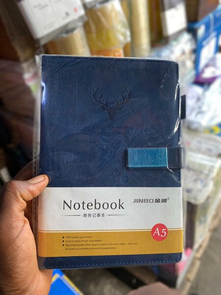 Carnet A5 en cuir élégant