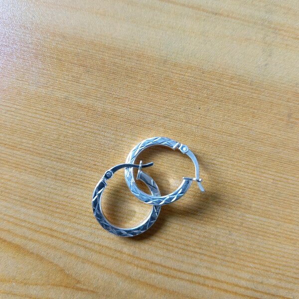 Boucles d'oreilles créoles argentées