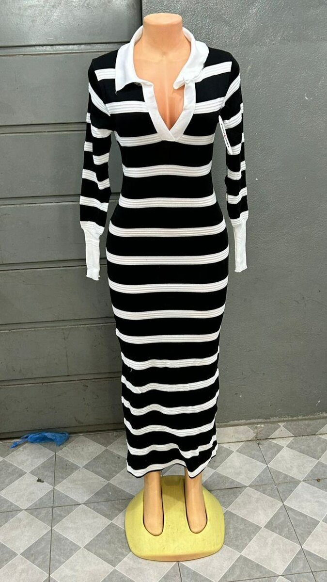 Robe Rayée Élégante