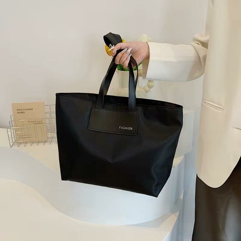 Sacs à main élégants en toile