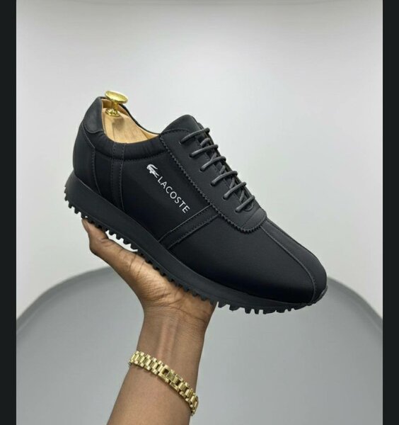 Baskets Lacoste élégantes