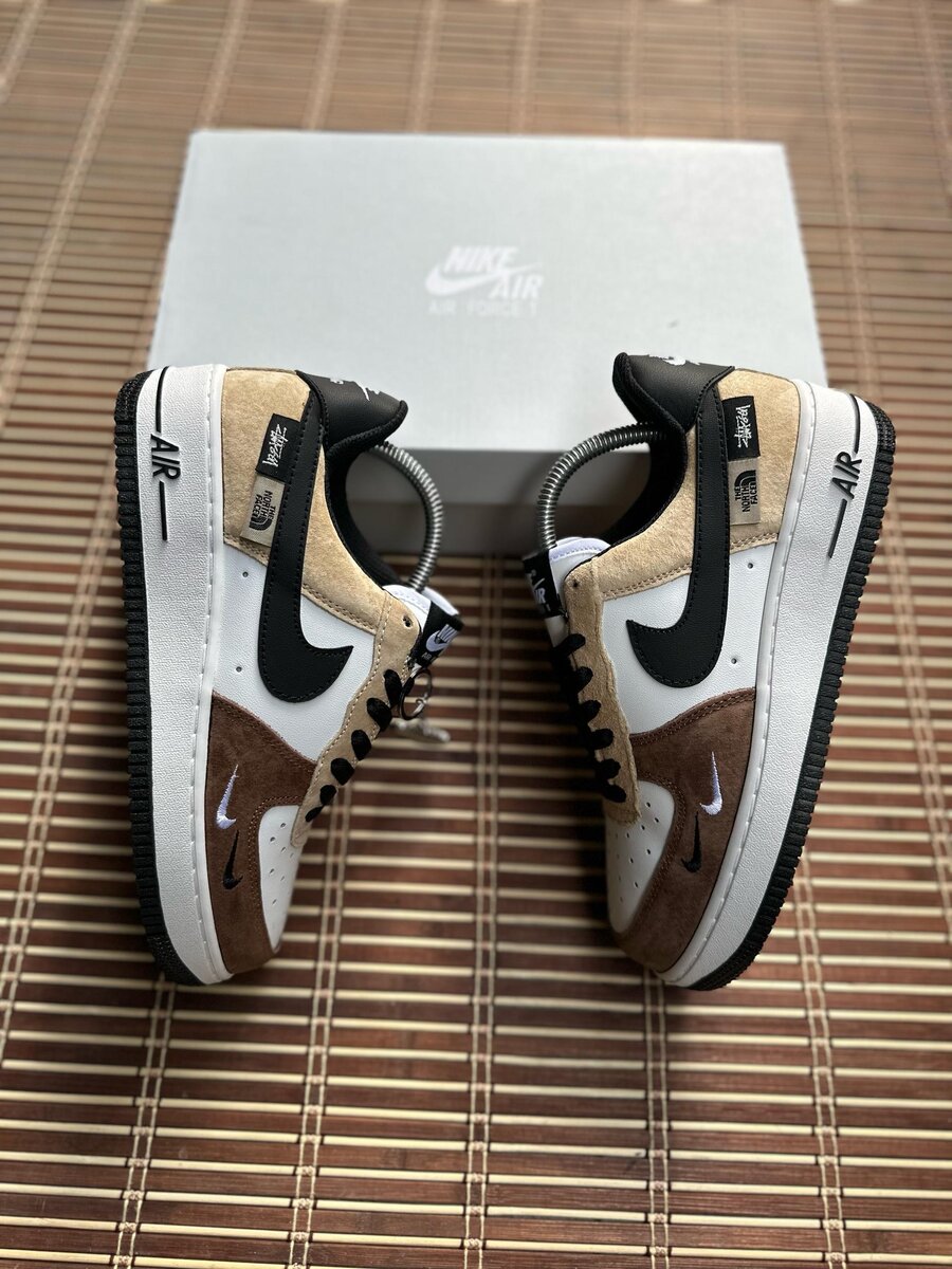 Nike Air Force 1 Premium